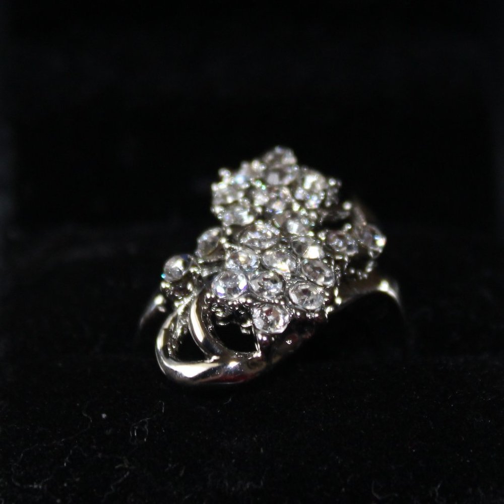 Cluster Diamond Ring - image 1